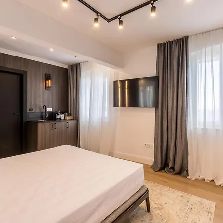 Exclusive Seafront Luxury With Amazing View Σπλιτ